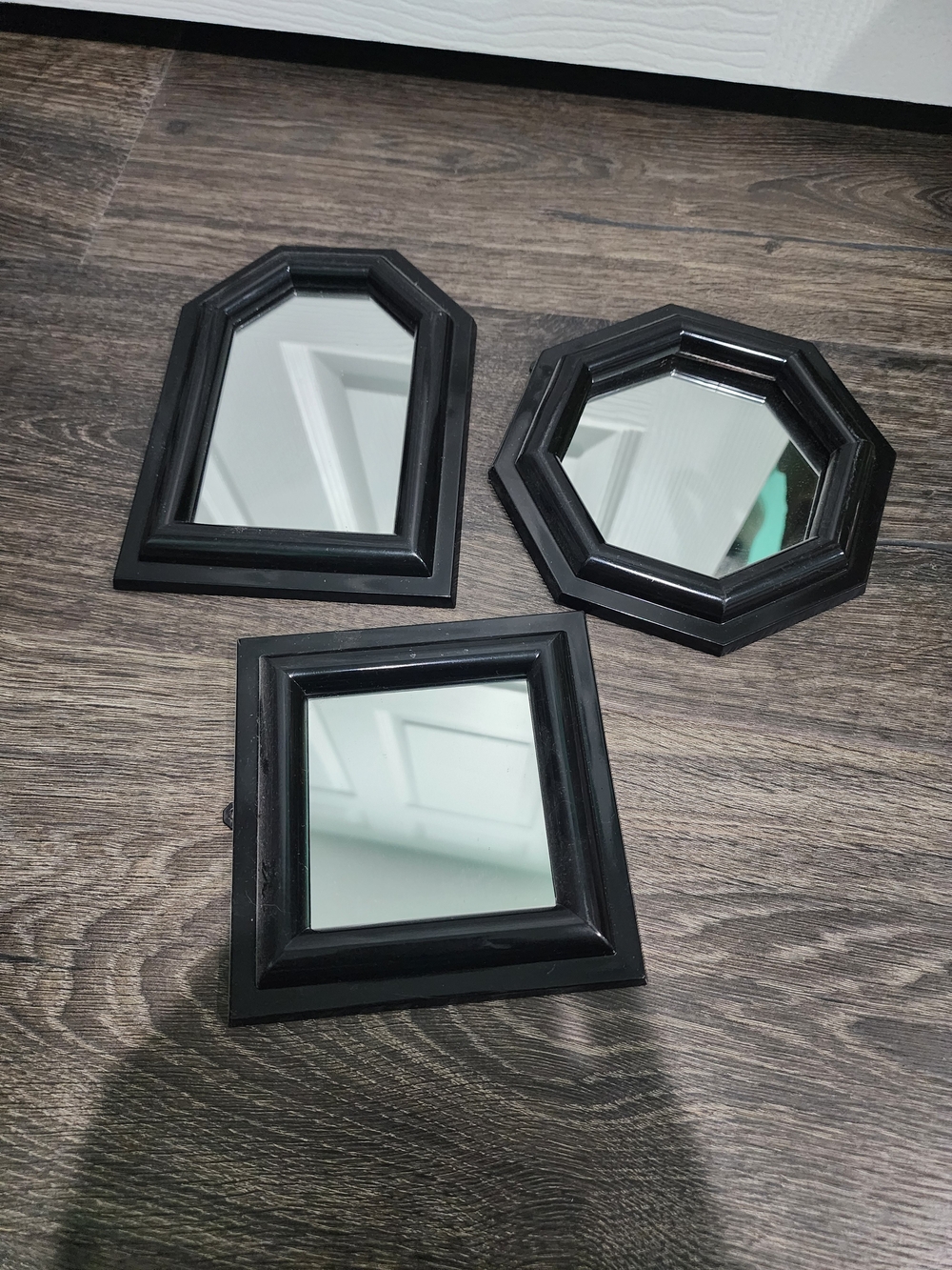 Three-Piece Black Decorative Wall Mirror Set - Geometric Frames